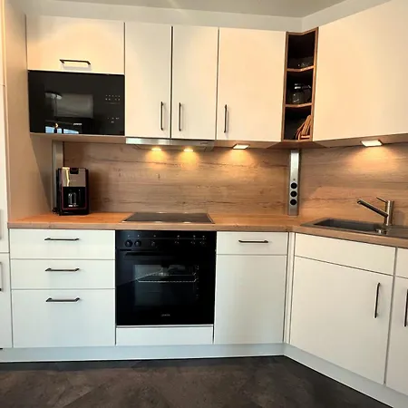 Apartment 427, Seepark